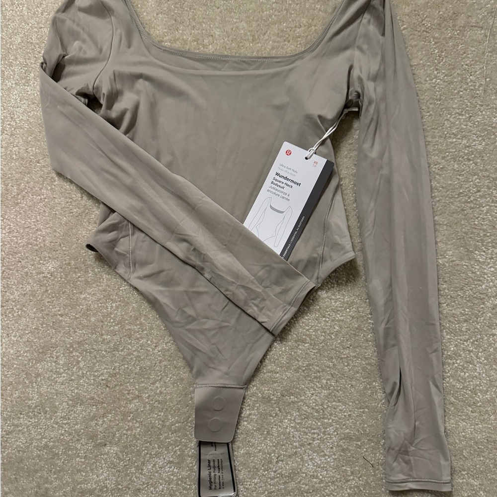 Lululemon bodysuit Nulu square neck long sleeve
